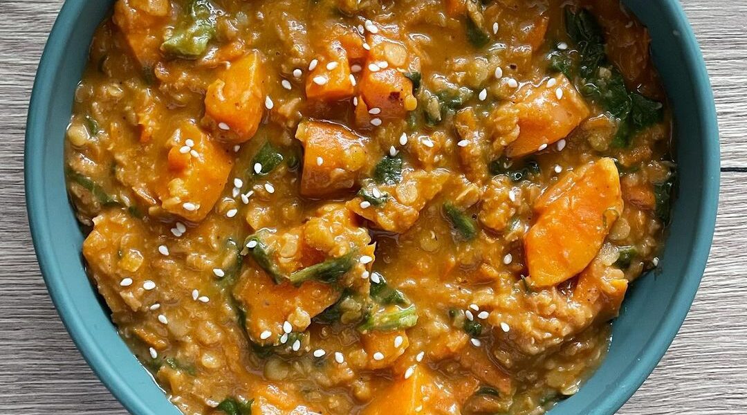 Indický dhal z červenej šošovice pre deti na tanieri - Bistro u Marty