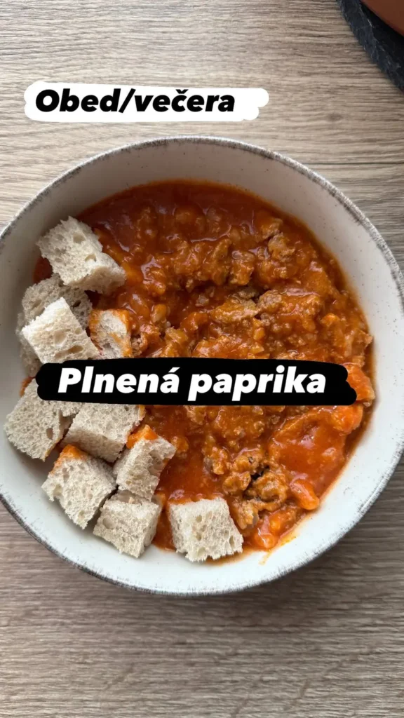Plnená paprika v paradajkovej omáčke - recept pre deti